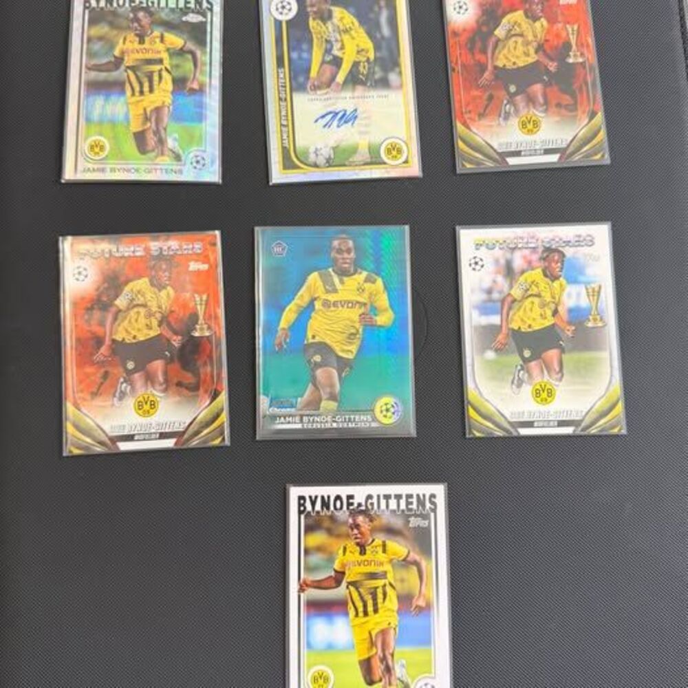 Jamie Bynoe-Gittens Soccer Card Lot – 7 cards